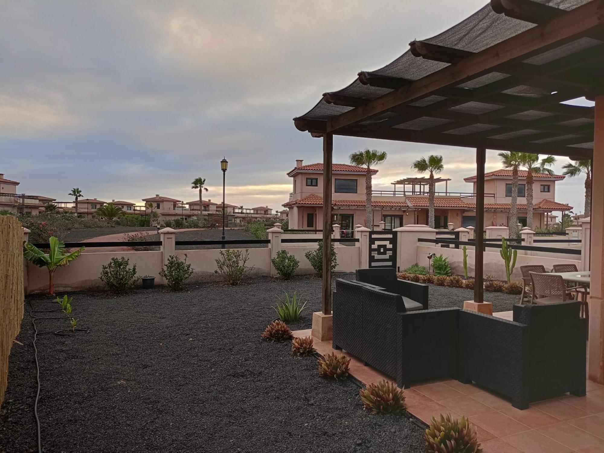 Un Oasis De Bienestar Vila Lajares Exterior foto